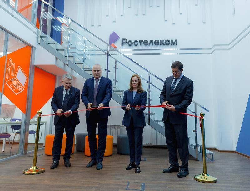 В России открыли научно-образовательный Центр импортозамещения информационных технологий